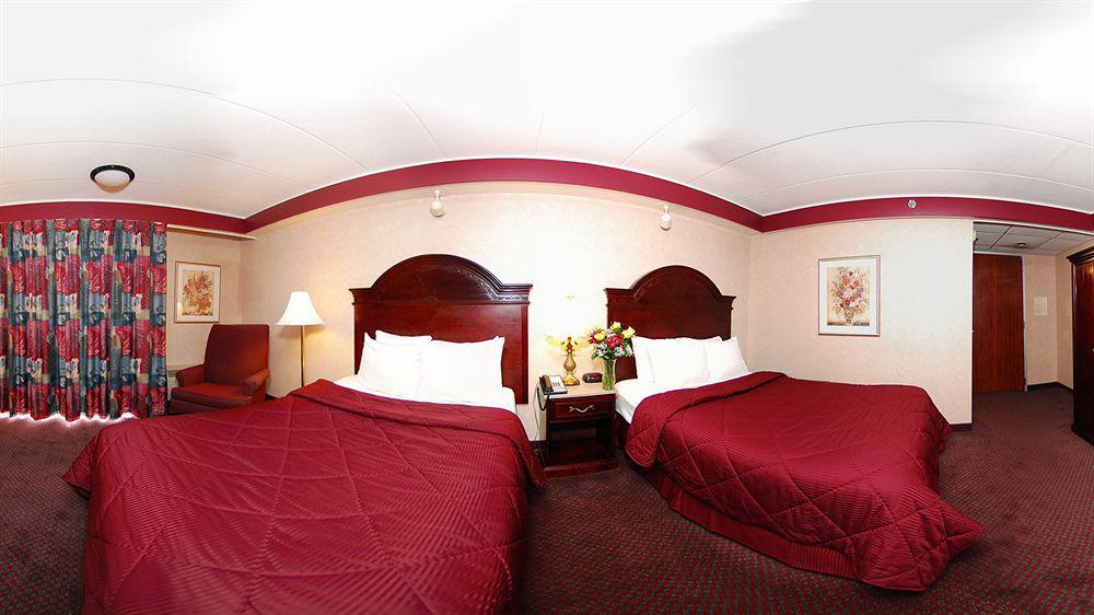 Comfort Inn Airport Манчестър Екстериор снимка